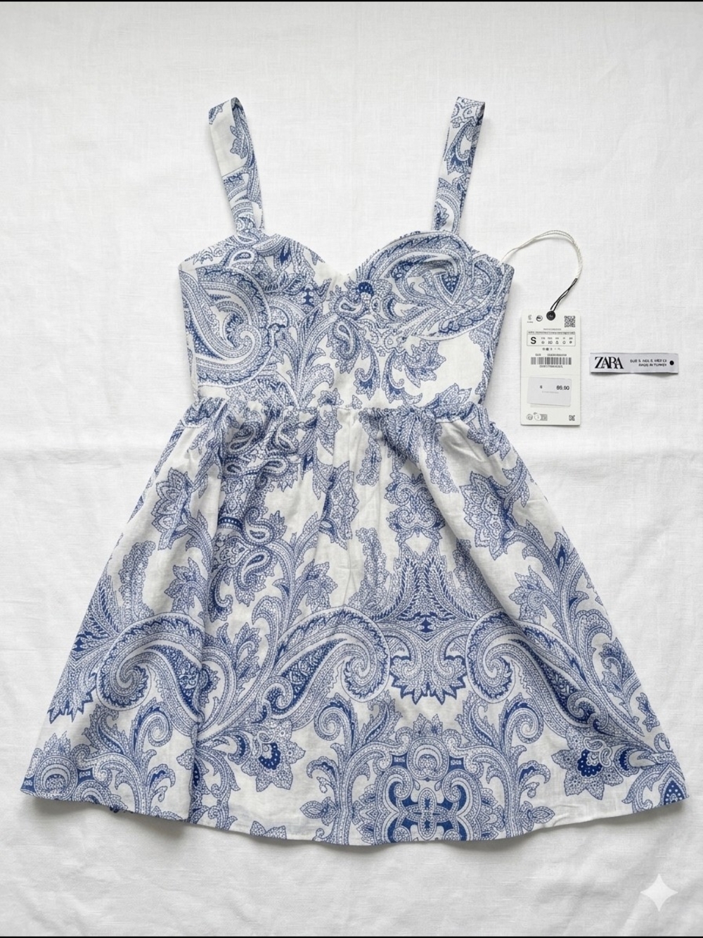 Zara White and Blue Paisley Sweetheart Mini Dress